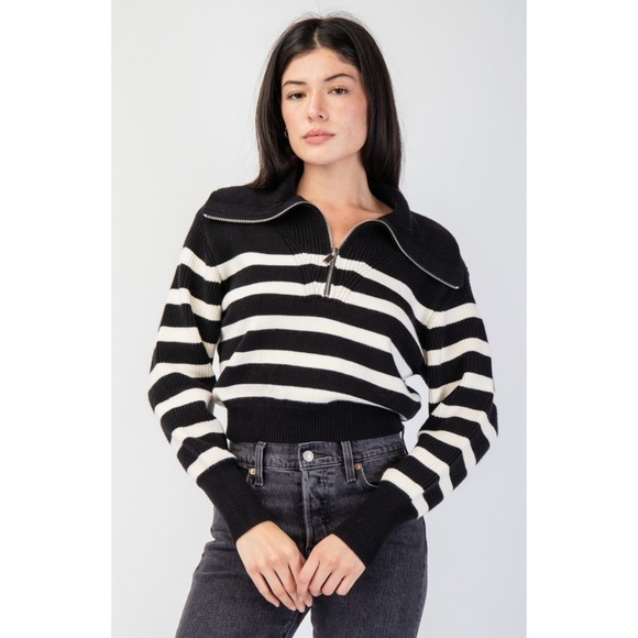 NWT Striped Half Zip Fold-over Cape Collar Sweater - Size Medium - Picture 4 of 10